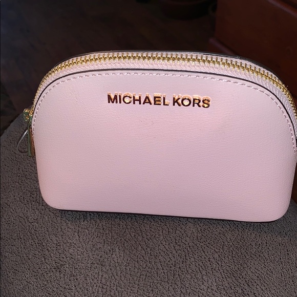 Michael Kors Handbags - Michael Kors travel pouch